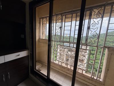 Balcony Image of 550 Sq.ft 1 BHK Apartment / Flat for rent in Cosmos Jewels, Kasarvadavali Thane for Rs. 25000