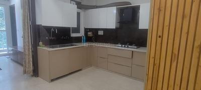 Kitchen Image of 1500 Sq.ft 3 BHK Builder Floor for rent in Rajouri Garden New Delhi for Rs. 50000