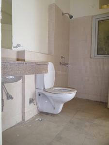 Common Bathroom Image of 1850 Sq.ft 3 BHK Apartment / Flat for sale in Umang Monsoon Breeze Phase 1 ABLM Tower, Sector 78 Gurgaon for Rs. 17500000