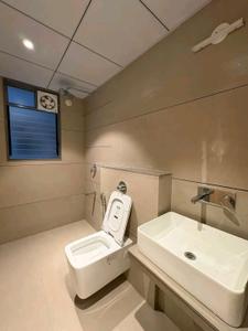 Bathroom Image of 1500 Sq.ft 3 BHK Apartment / Flat for rent in Jule Solapur for Rs. 28000