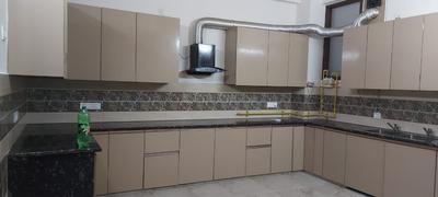 Kitchen Image of 4500 Sq.ft 4 BHK Builder Floor for rent in Sector 31 Noida for Rs. 100000