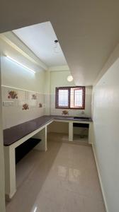 Kitchen Image of 1100 Sq.ft 2 BHK Builder Floor for rent in Zamin Pallavaram Chennai for Rs. 20000
