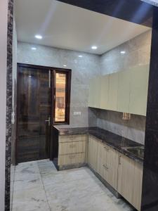 Kitchen Image of 720 Sq.ft 2 BHK Builder Floor for sale in Mukherjee Nagar New Delhi for Rs. 6800000