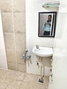 Bathroom Image of 1214 Sq.ft 2 BHK Apartment / Flat for rent in Devraj Residency , Nava Naroda Ahmedabad for Rs. 17500