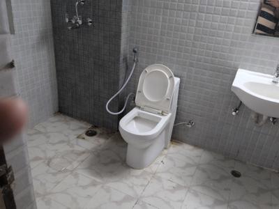 Image of 1650 Sq.ft 3 BHK Apartment / Flat for sale in Amrapali Heartbeat City IV, Sector 107, Noida for Rs. 18500000