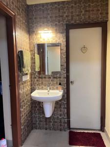 Image of 1250 Sq.ft 2 BHK Apartment / Flat for rent in Kankanady, Mangalore for Rs. 30000