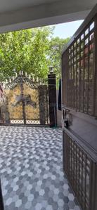 Balcony Image of 1200 Sq.ft 3 BHK Apartment / Flat for sale in Dilshad Garden New Delhi for Rs. 15000000