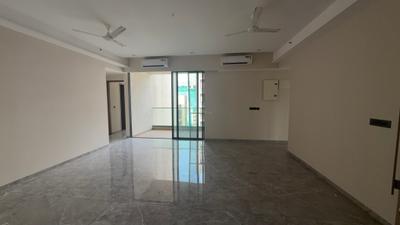 Living Room Image of 1600 Sq.ft 4 BHK Apartment / Flat for sale in Santacruz West Mumbai for Rs. 120000000