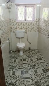 Bathroom Image of 1600 Sq.ft 3 BHK Builder Floor for rent in Salt Lake City Kolkata for Rs. 50000