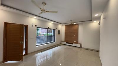 Living Room Image of 2000 Sq.ft 3 BHK Builder Floor for rent in HSR Layout Bengaluru for Rs. 100000
