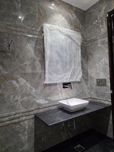 Bathroom Image of 1500 Sq.ft 3 BHK Independent House for rent in Shalimar Bagh New Delhi for Rs. 80000