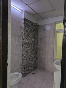 Common Bathroom Image of 1515 Sq.ft 3 BHK Apartment / Flat for rent in Rishabh Cloud 9 Towers, Vaishali Ghaziabad for Rs. 35000