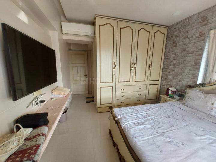 Khar West Bedroom 1