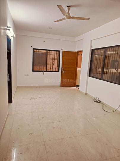 Gold Govind Wing In Golden Park I Main Image 1