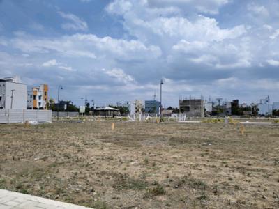 Image of 605 Sq.ft Residential Plot / Land for sale in Avadi, Chennai for Rs. 2110000