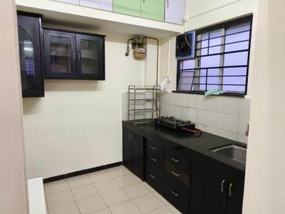 Kitchen Image of 600 Sq.ft 1 BHK Apartment / Flat for rent in Paranjape Ojas, Pashan Pune for Rs. 26000