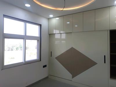 Bedroom Image of 2200 Sq.ft 3 BHK Builder Floor for sale in Rohini Sector 28 New Delhi for Rs. 20500000