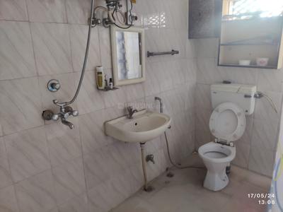 Bathroom Image of 400 Sq.ft 1 RK Builder Floor for rent in Paota Jodhpur for Rs. 15000