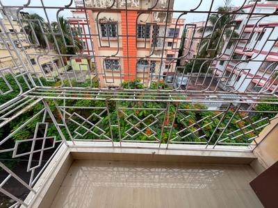 Balcony Image of 989 Sq.ft 2 BHK Apartment / Flat for rent in Parnasree Pally Kolkata for Rs. 16000