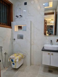 Common Bathroom Image of 900 Sq.ft 3 BHK Apartment / Flat for sale in Dwarka Mor New Delhi for Rs. 8400000