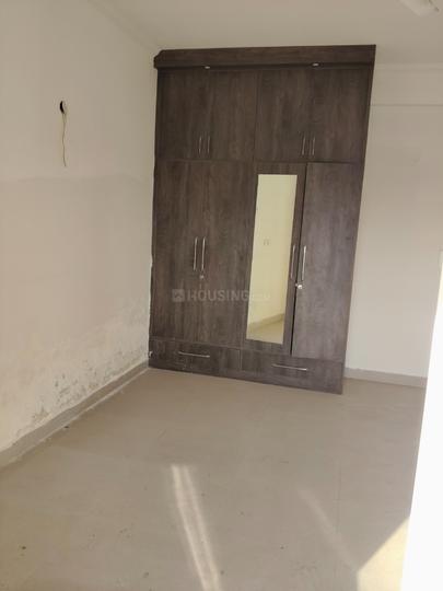 Ramprastha Shanti Vihar Bedroom 1