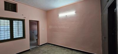 Bedroom Image of 1600 Sq.ft 2 BHK Independent House for rent in Mahanagar Colony Bareilly for Rs. 15000