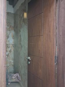 Common Bathroom Image of 1450 Sq.ft 3 BHK Apartment / Flat for sale in Sector 49 Noida for Rs. 6800002