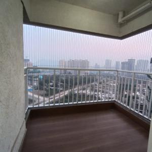 Balcony Image of 950 Sq.ft 2 BHK Apartment / Flat for sale in Lodha Amara, Kolshet Thane for Rs. 14500000