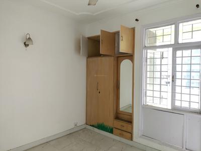 Bedroom Image of 2100 Sq.ft 4 BHK Apartment / Flat for sale in Meera Bai Apartments, Sector 5 Dwarka New Delhi for Rs. 28200000