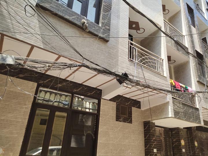 Sector 15 Part 2, Sector 15 Bathroom 1