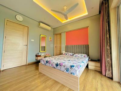 Bedroom Image of 3400 Sq.ft 4.5 BHK Apartment / Flat for sale in Undri Pune for Rs. 50000000