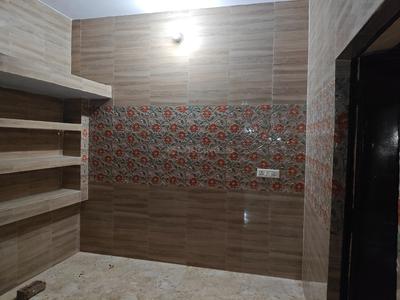 Bedroom Image of 600 Sq.ft 3 BHK Independent House for rent in Alambagh Lucknow for Rs. 11000