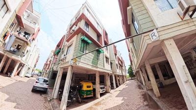 Building Image of 990 Sq.ft 2 BHK Apartment / Flat for sale in Adalaj Gandhinagar for Rs. 4800000