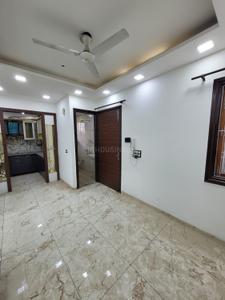 Hall Image of 1000 Sq.ft 3 BHK Builder Floor for sale in Mahavir Enclave New Delhi for Rs. 6000000