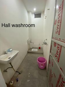 Bathroom Image of 1361 Sq.ft 2 BHK Builder Floor for rent in Akatha Varanasi for Rs. 35000