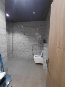 Bathroom Image of 600 Sq.ft 1 BHK Builder Floor for rent in Mahalakshmi Nagar Indore for Rs. 19000