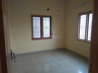 Bedroom Image of 1000 Sq.ft 2 BHK Apartment / Flat for rent in Sholinganallur Chennai for Rs. 25000