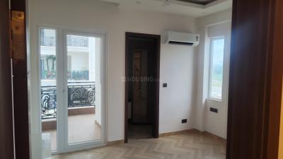 Bedroom Image of 1600 Sq.ft 3 BHK Builder Floor for rent in Raj One Good Earth, Sector 71 Gurgaon for Rs. 44000