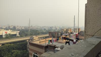 Balcony Image of ROOMSOOM PG in Sector 62, Noida
