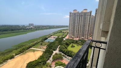 Balcony Image of 2200 Sq.ft 3 BHK Apartment / Flat for rent in Hiranandani Greenwood, Egattur Chennai for Rs. 85000