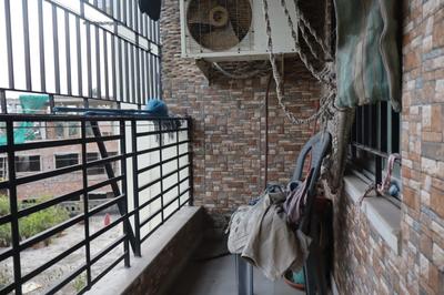 Balcony Image of 962 Sq.ft 2 BHK Apartment / Flat for sale in Keshtopur Kolkata for Rs. 4000000