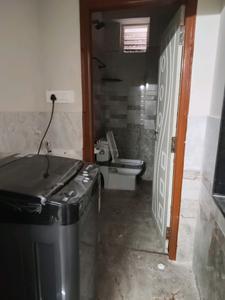 Common Bathroom Image of 650 Sq.ft 1 BHK Apartment / Flat for rent in Kondapur Hyderabad for Rs. 24000