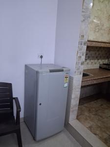 Kitchen Image of 450 Sq.ft 1 BHK Builder Floor for rent in DDA Flats Sarita Vihar, Sarita Vihar New Delhi for Rs. 21000