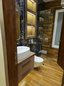 Image of 2250 Sq.ft 4 BHK Builder Floor for sale in Sector 18 Rohini, New Delhi for Rs. 39900000