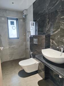 Image of 1000 Sq.ft 2 BHK Apartment / Flat for sale in Shwesh Champaran, Matunga East, Mumbai for Rs. 39500000