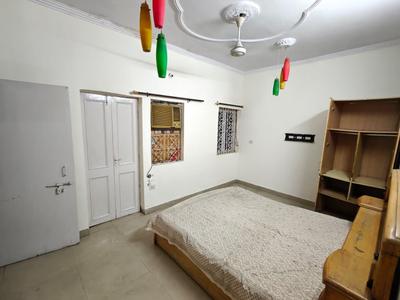Bedroom Image of 950 Sq.ft 2 BHK Apartment / Flat for sale in Sector 15 Rohini New Delhi for Rs. 12500000
