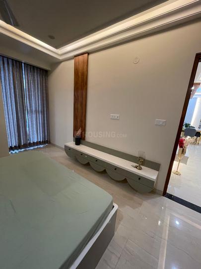 BR Height Main Image 1