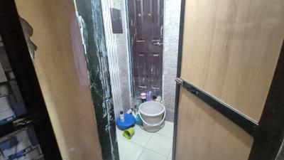 Bathroom Image of 610 Sq.ft 1 BHK Apartment / Flat for sale in Ghansoli Navi Mumbai for Rs. 5800000