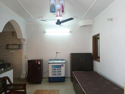Living Room Image of 500 Sq.ft 1 BHK Apartment / Flat for rent in DDA Flats, Hari Nagar New Delhi for Rs. 16000