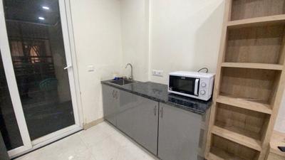Kitchen Image of 1500 Sq.ft 1 RK Independent House for rent in Big Block South City 2, Sector 49 Gurgaon for Rs. 22000